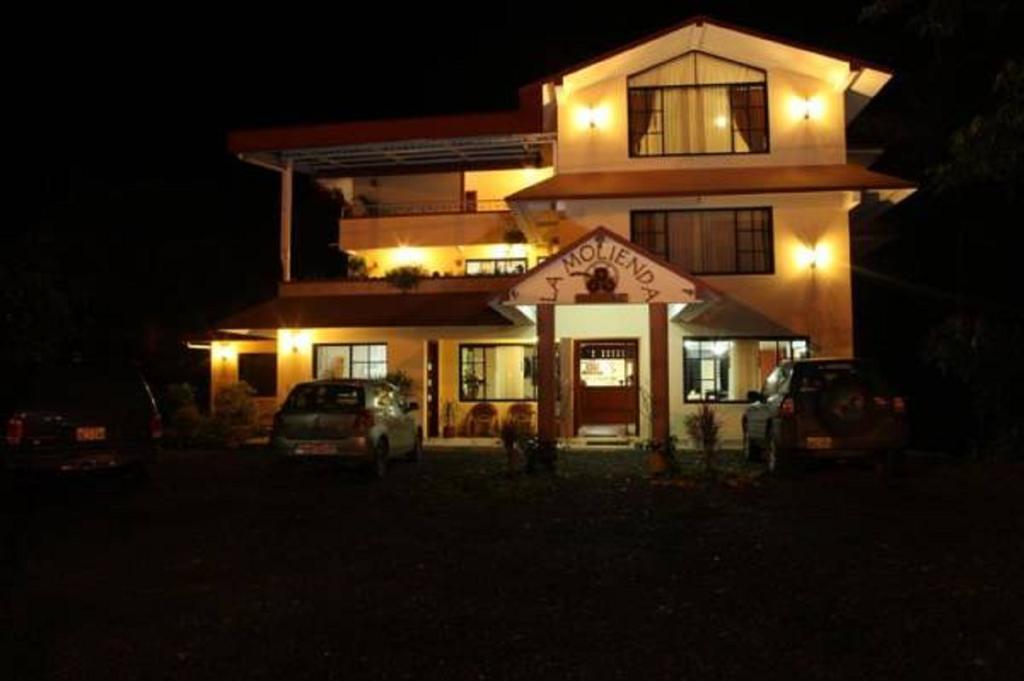 Hostal La Molienda Puyo Luaran gambar